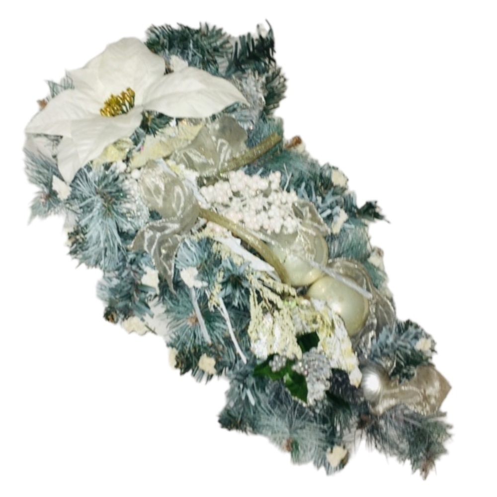 NEW Blue/White Winter Christmas Holiday Floral Spray Hangable Centerpiece 🎉HP🎉 - Picture 15 of 16